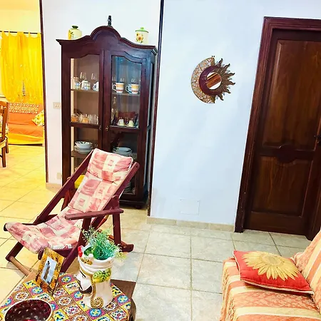 Apartment Junior With Pool Close To Mandra Capreria